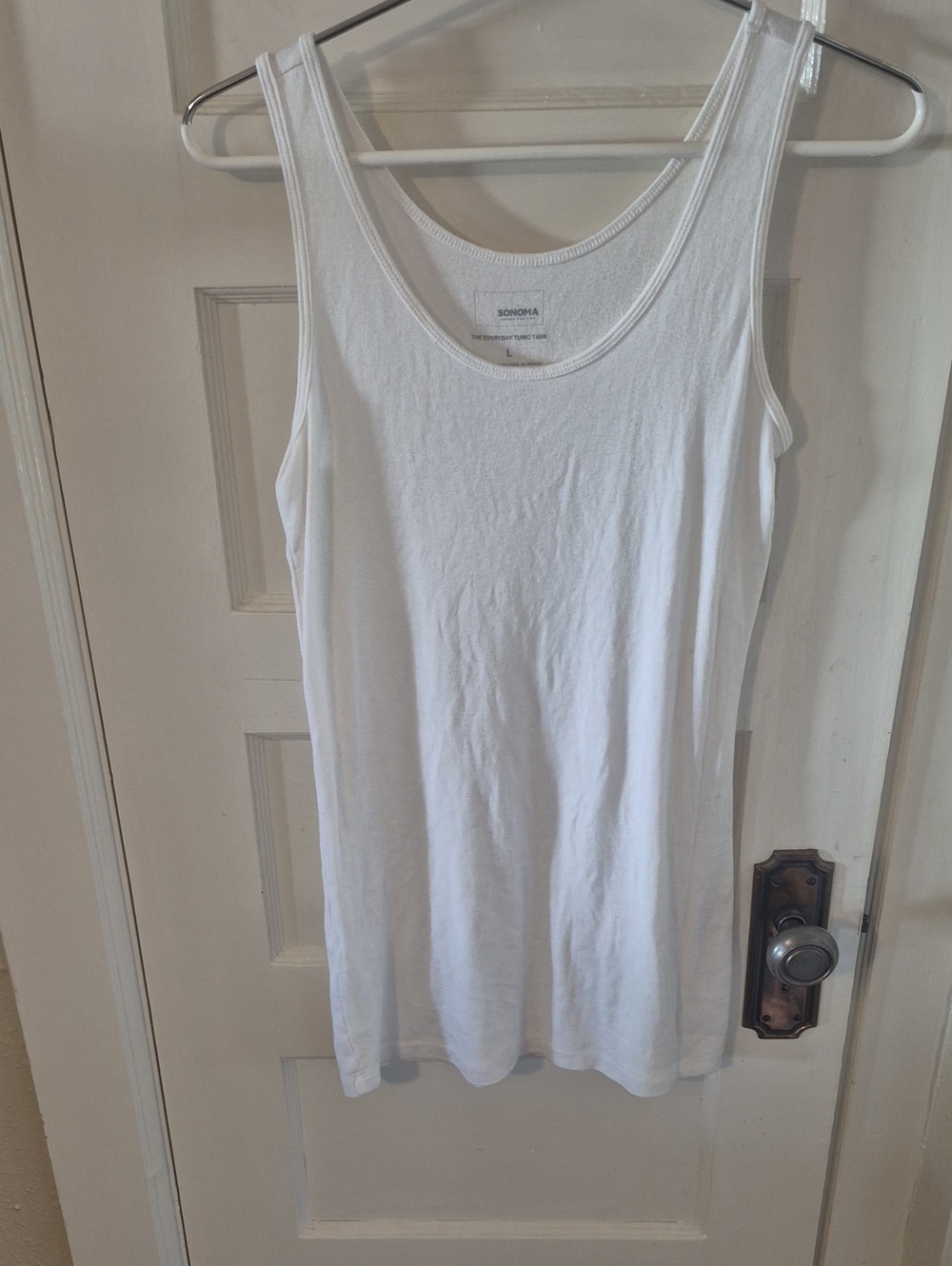 Sonoma Classic White Ribbed Scoop Tank